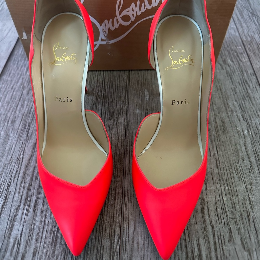 NEW- Funky Neon Christian Louboutin pumps